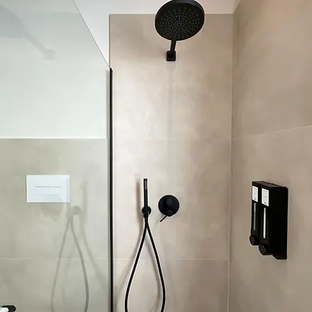 Maison Ines Luxury 4* 墨西拿