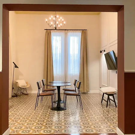 Maison Ines Luxury 住宿加早餐酒店